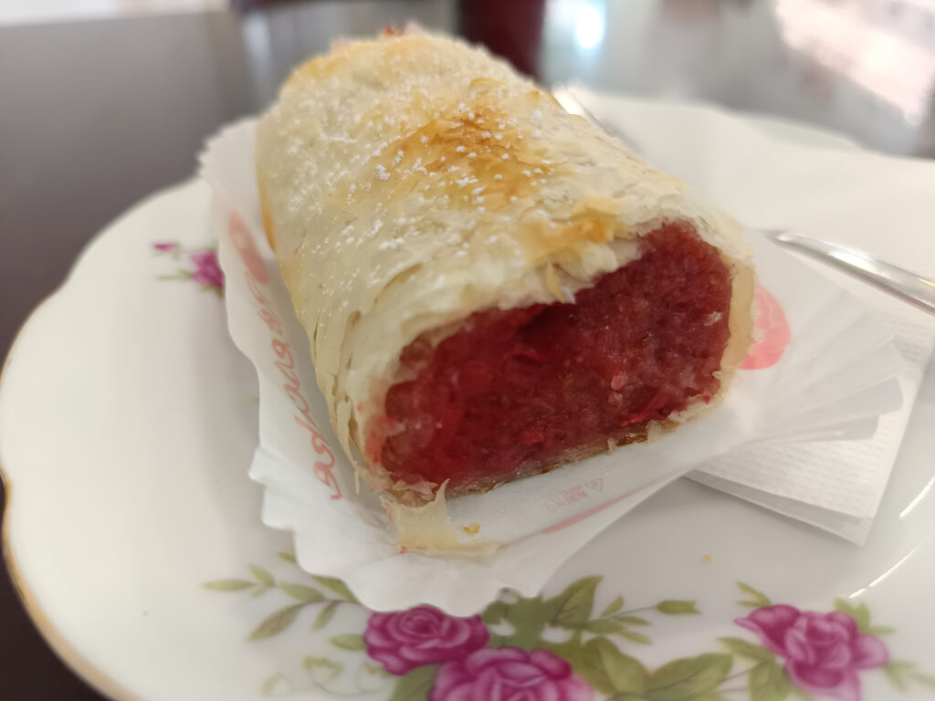 Kata-kavehaza-uj-sutik-2